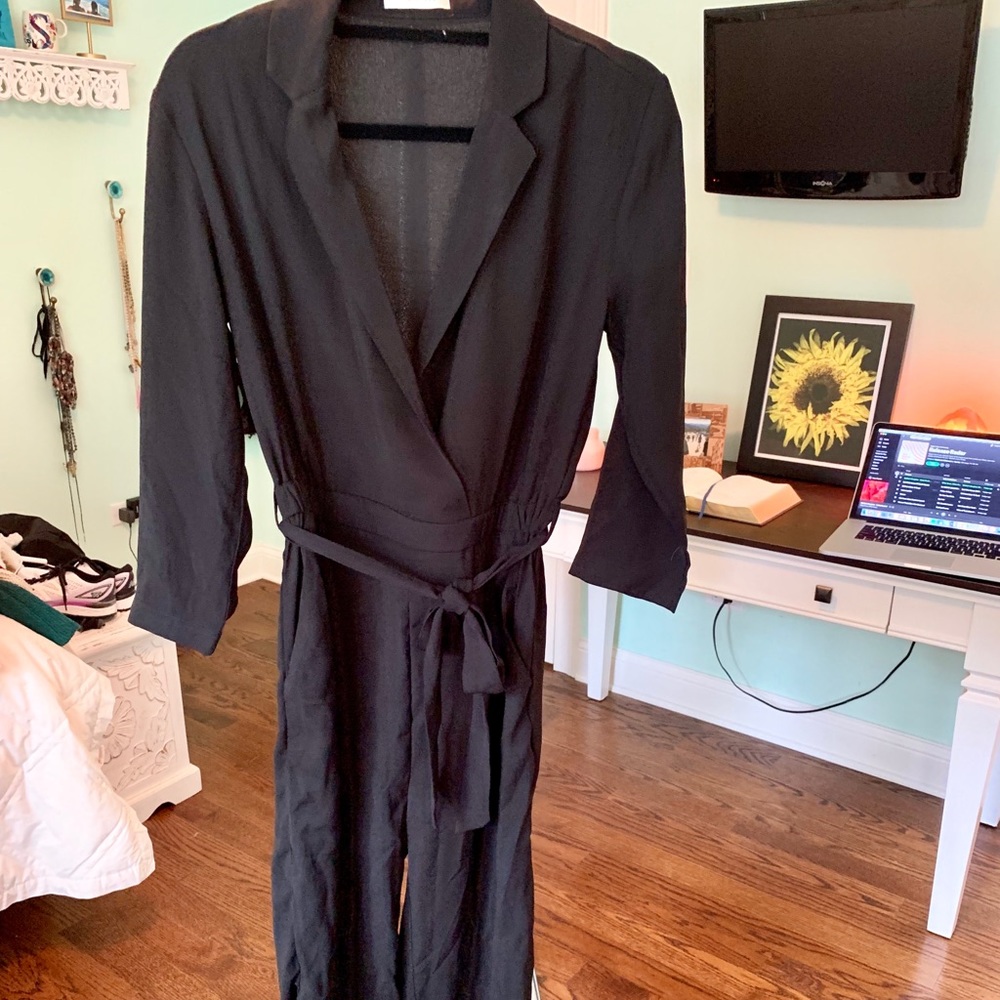 Black jumper